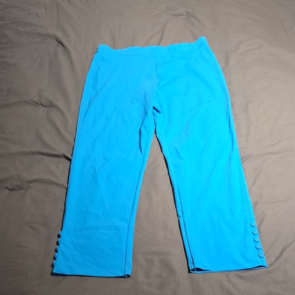 IC By Connie K Leggings with Vibrant Color and Relaxed Fit